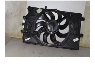 Вентилятор радиатора     52086489    Fiat 500L 