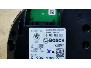 Přístrojová deska BMW 7 F01 F02 F03 F04 2009 9220799