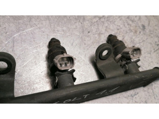 Топливная рампа MR988977 Mitsubishi Colt 1.1