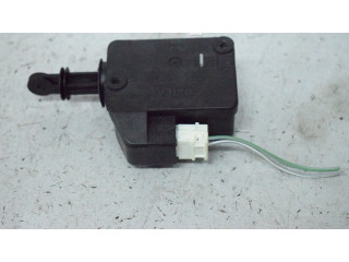 Zámek zadních dveří Volvo S40, V40 2003