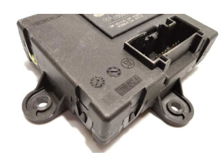 Блок управления дверью BJ3214D620AC, 1009352100 Jaguar XF X250