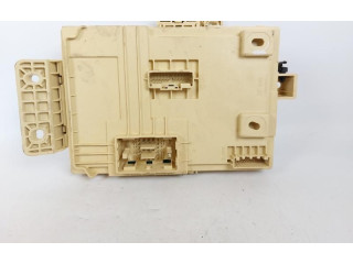 Блок предохранителей 91950-J7130, 91950-J7130   KIA Ceed    