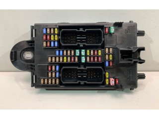 Блок предохранителей  32142591   Volvo XC90    