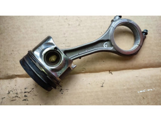 Píst 83L82   Audi A6 S6 C6 4F  pro naftový motor 3.0  