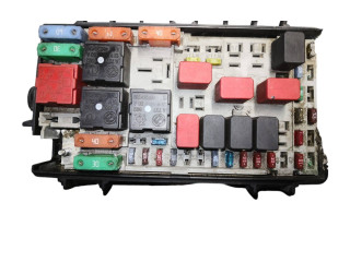 Блок предохранителей 51701704 Fiat Grande Punto