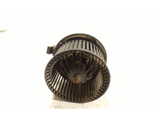 Вентилятор печки 272102798R Dacia Duster