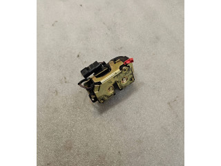 Zámek zadních dveří Chrysler Voyager 2002