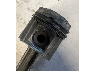 Píst Renault Vel Satis