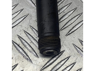 Vstřikovač 000101051   Mercedes-Benz Vito Viano W638  pro naftový motor 2.2  