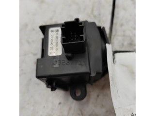 Ручка стеклоочистителей 61318363669 BMW X3 E83