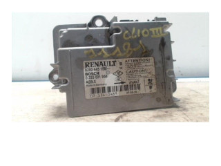 Блок подушек безопасности 8200963406, 8200963406   Renault Clio III