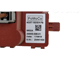 Вентилятор печки    GV6118456, GV6118456AA   Ford Escape III