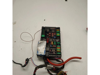 Pojistková skříňka 6837091 BMW 7 G11 G12 2016