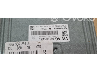 Блок управления двигателя 06K907425J, 5WA1803002 Audi Q3 F3