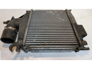 Интеркулер     Toyota Hiace (H200) 2.5