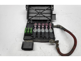 Блок предохранителей 1C0937549E   Volkswagen New Beetle    