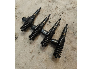 Комплект форсунок 03g130073g    Volkswagen Touran I   