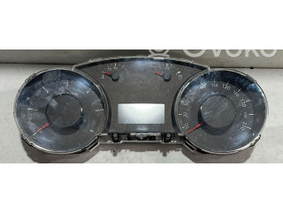 Панель приборов    Peugeot 5008       