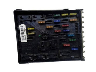   Pojistková skříňka 3C0937125, 43406735   Volkswagen Tiguan 2005