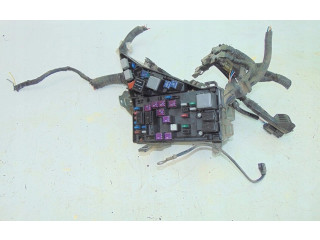 Блок предохранителей     Subaru Forester SH    