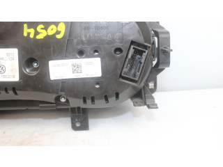 Панель приборов 5G1920731B   Volkswagen Golf VII       