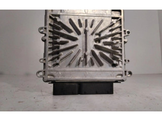 Блок управления двигателем Блок управления 31272462AA Volvo S80