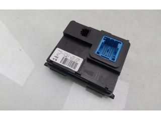 Блок управления 1613153580, 1637854580 Opel Combo E