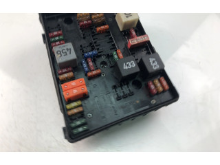 Блок предохранителей  1K0937125A   Volkswagen Caddy    