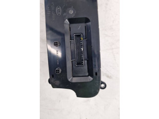 Блок управления климат-контролем 972502P525   KIA Sorento