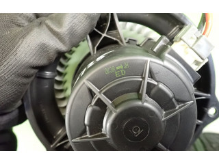 Вентилятор печки       KIA Ceed