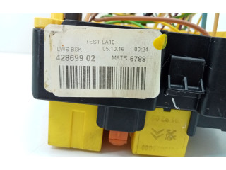 Блок предохранителей  9804848580   Peugeot 2008 I    