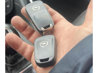 Блок управления двигателя 12679199 Opel Meriva B