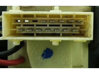 Вентилятор печки    576320300   Renault Clio II