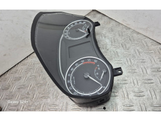 Панель приборов 1Z0920943E Skoda Octavia Mk2 (1Z)