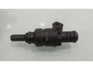 Форсунка 1427240    BMW X3 E83 для бензинового двигателя  2.2