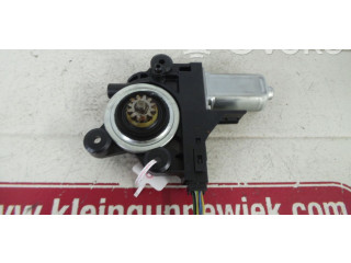 Pojistková skříňka Передний двигатель механизма для подъема окон 070720, 1174077A Volvo XC70 2007