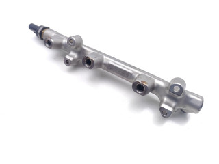 Топливная рампа 05C133320A, 05E906054A Volkswagen Golf VIII для двигателя DLAA