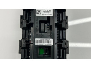 Pojistková skříňka 9389068, 19549000001 BMW 4 F36 Gran coupe 2018