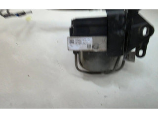 Блок АБС 104474500B Tesla Model 3 2017 - года