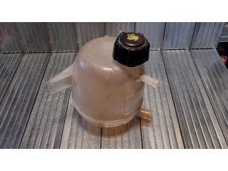 Расширительный бачок охлаждающей жидкости