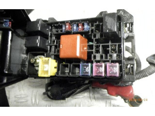 Блок предохранителей 8266197223   Daihatsu Cuore    