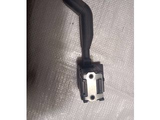 Ручка стеклоочистителей 7700803541, 36647A Renault Clio I