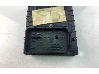 Блок предохранителей  1K0937125A   Volkswagen Touran I    