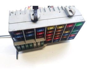 Блок предохранителей 8637669 Volvo XC90