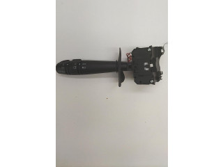 Ручка поворотов/ фонарей Dacia Sandero 2008 - 2012 года 6001551360