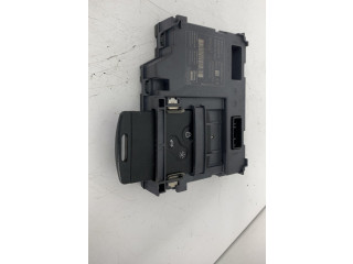 Комплект блоков управления 237102748R   Renault Clio IV