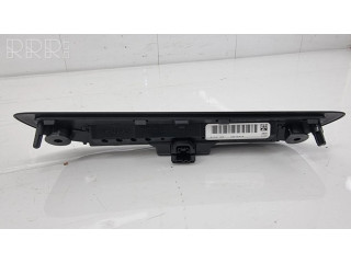 Другая деталь салона