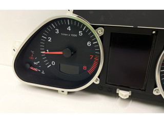 Přístrojová deska Audi A6 S6 C6 4F 2005 4F0920900M, 4F0910900A