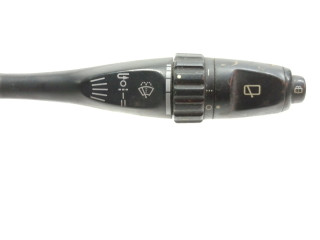 Ручка стеклоочистителей Mitsubishi Carisma