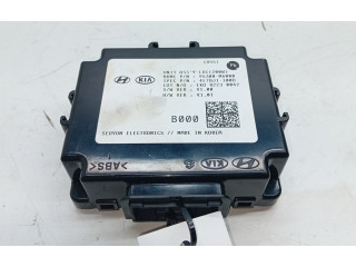 Блок управления 95300M6000   KIA Xceed